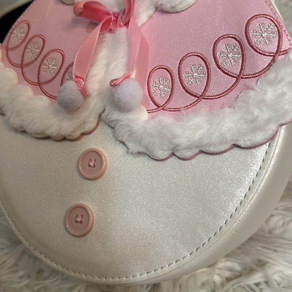 🎀 Loungefly Disney Minnie Mouse Pastel Figural Snowman Mini Backpack ❄️☃️ - Picture 3 of 7